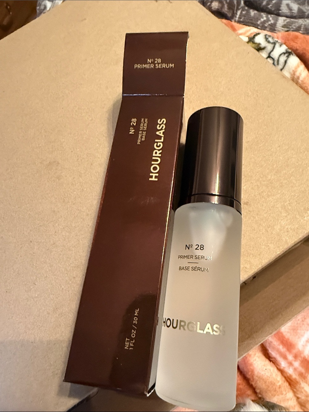 Hourglass No. 28 Primer Serum - Hydrating Makeup Primer (Clear)